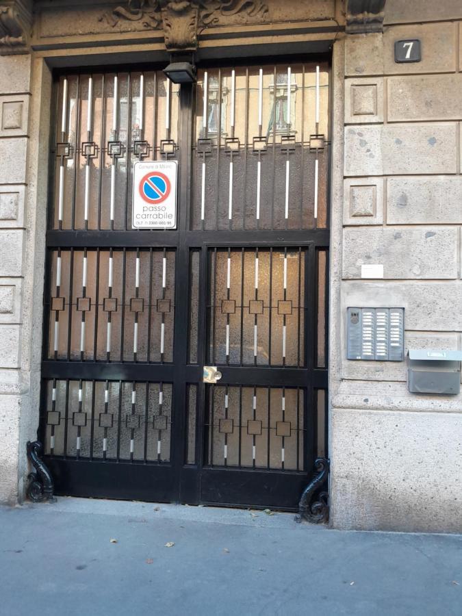 Appartamento Martina, Silenzioso A 100 Metri Dalla Metropolitana Милан Экстерьер фото